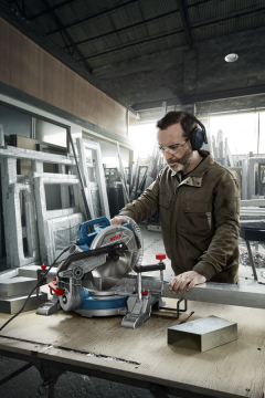 Bosch Professional Gönye kesme makinesi  GCM 216