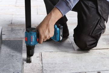 Bosch Akülü Delme/Vidalama Makinesi GSR 185-LI Çift Akülü 2x2.0Ah
