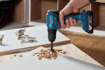 Bosch Akülü Delme/Vidalama Makinesi GSR 185-LI Çift Akülü 2x2.0Ah