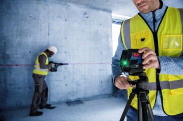Bosch GCL 2-50 G Çizgi Lazer + RM 10