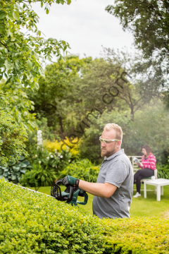 Bosch Çit Kesme Makinesi Universal HedgeCut 60