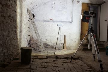 Bosch Professional Akülü Şantiye Projektörü GLI 18V-4000 C (SOLO)