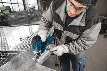 Bosch Professional GST 150 CE Dekupaj Testere