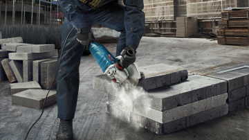 Bosch GWS 24-180 P Büyük Taşlama Makinesi