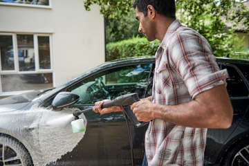 Bosch Universal Aquatak 125 Yüksek Basınçlı Yıkama Makinesi