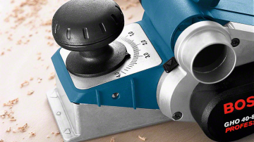 Bosch Professional GHO 40-82 C Planya
