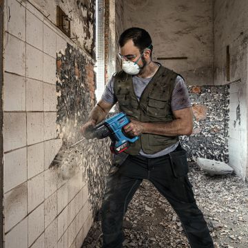 Bosch Professional GBH 180-LI 4 Ah Çift Akülü Kırıcı Delici